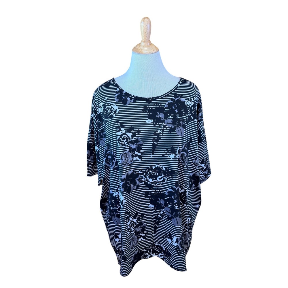 LuLaRoe Irma Tunic Top Womens 2XL Black White Striped Floral High Low Shirt